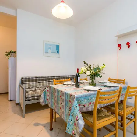 Guglielmo E Anna-1 By Interhome Lignano Sabbiadoro