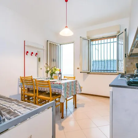 公寓 Guglielmo E Anna-1 By Interhome 利尼亚诺萨比亚多罗