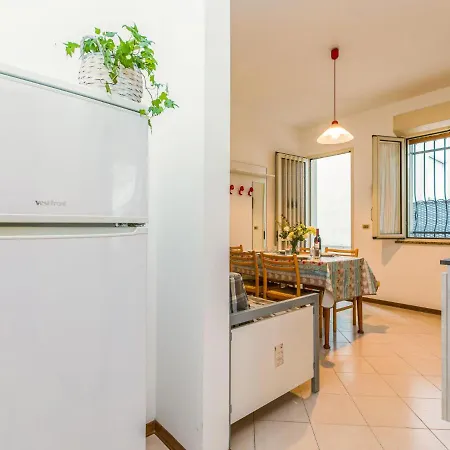 Guglielmo E Anna-1 By Interhome Апартаменты Линьяно-Саббьядоро