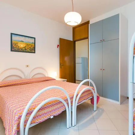 Guglielmo E Anna-1 By Interhome *